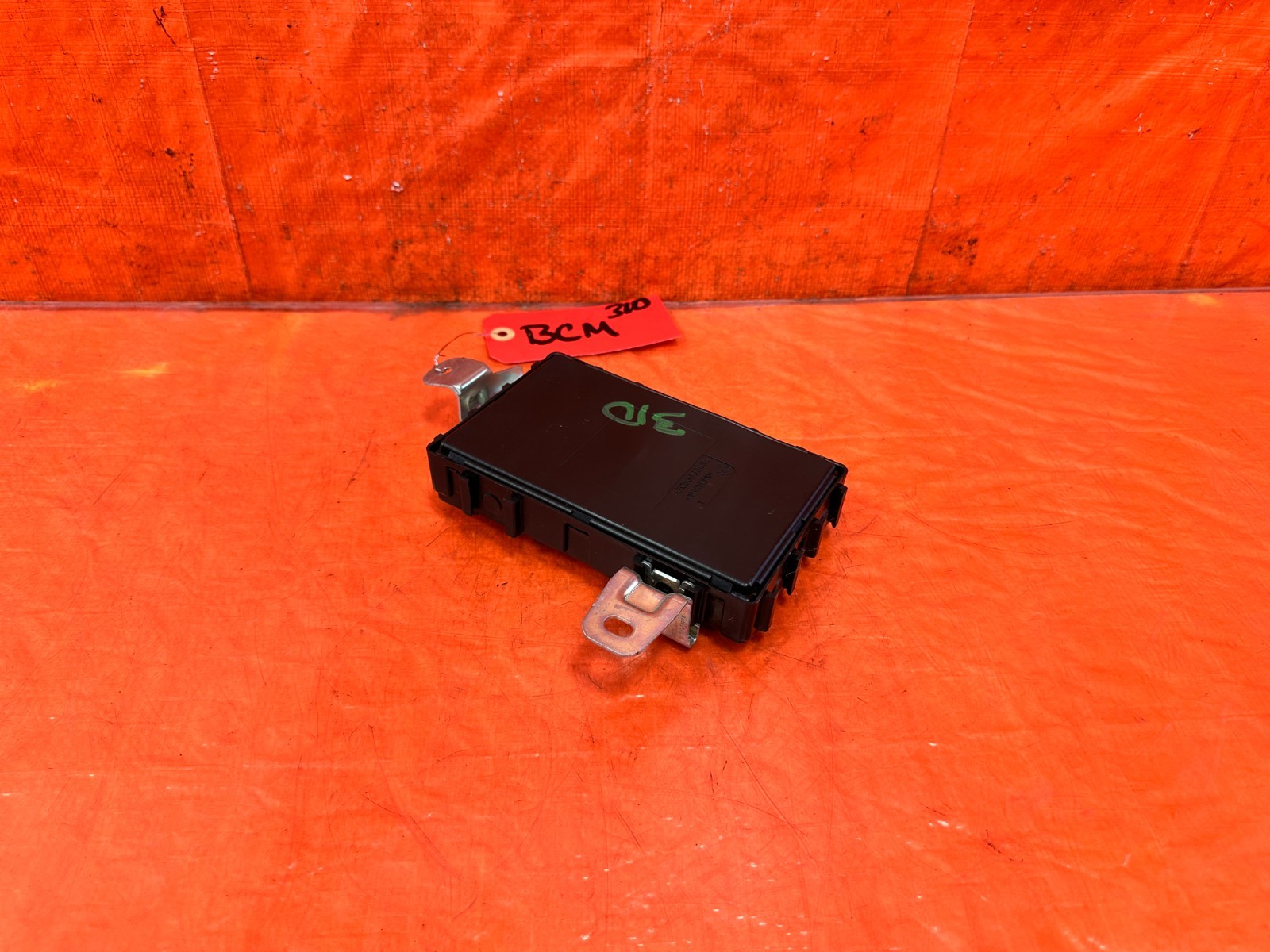 10-11 INFINITI G37 COUPE & CONVERTIBLE – BODY CONTROL MODULE BCM – 284B1 JJ55A