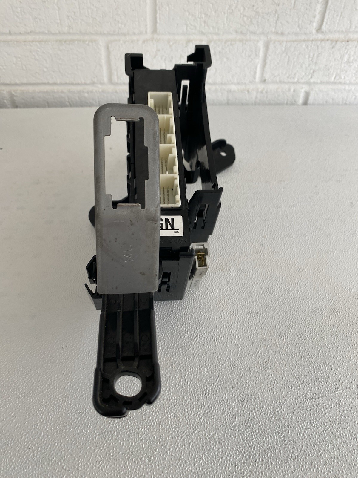 2016-2017 SUBARU IMPREZA CONTROL MODULE UNIT OEM 88283FJ100