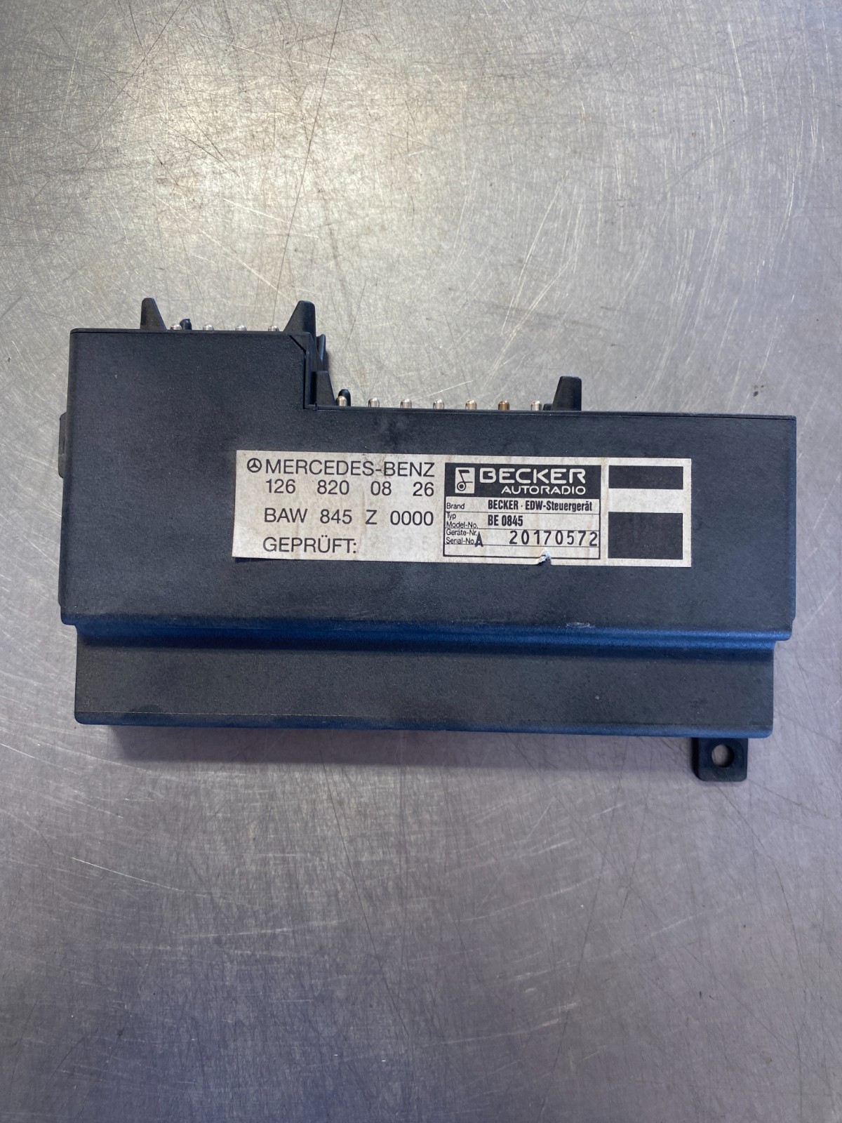 1986-1991 Mercedes W126 Anti Theft Alarm Control Relay Module 1268200826 OEM