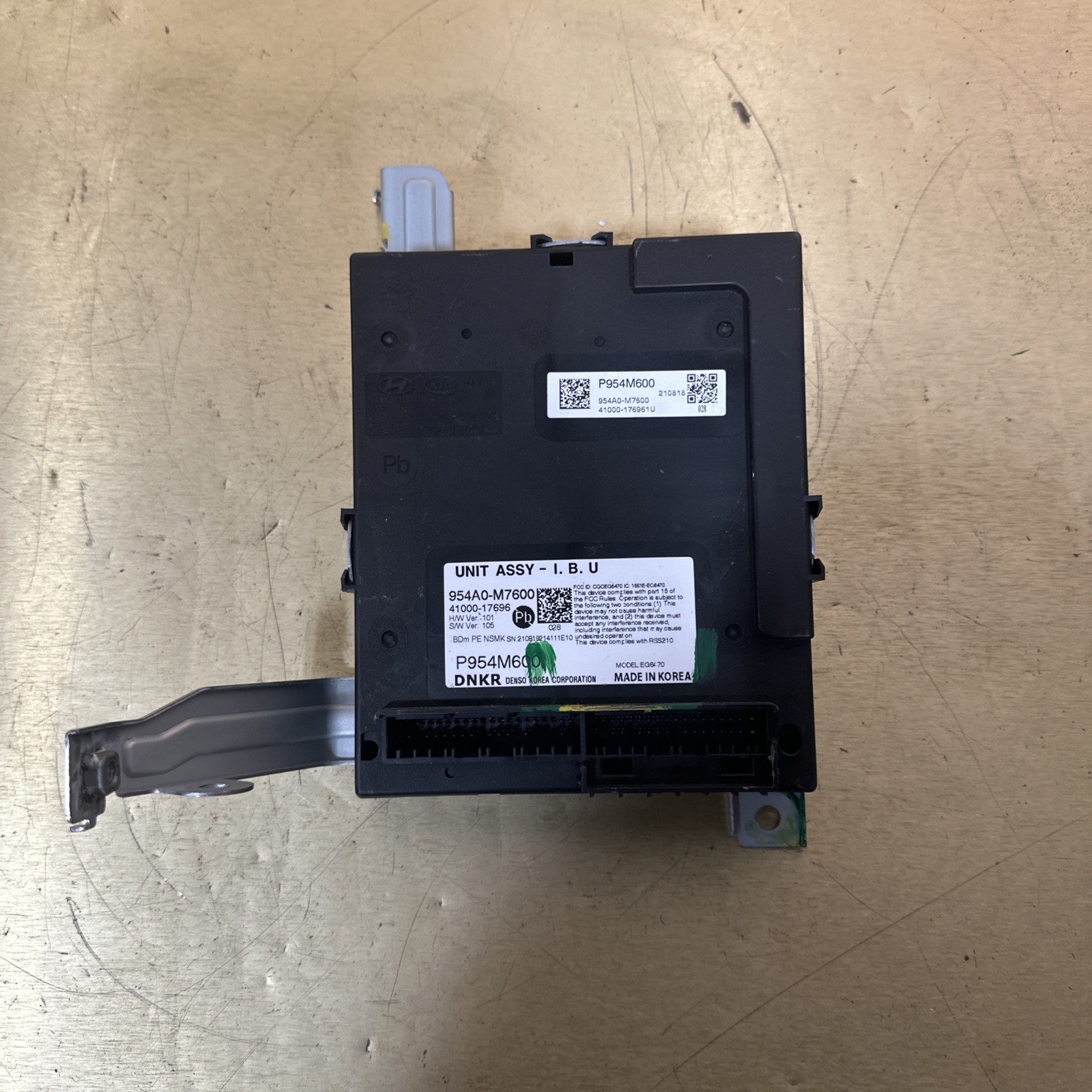 2024 KIA FORTE BODY CONTROL MODULE BCM 954A0M7600 Oem
