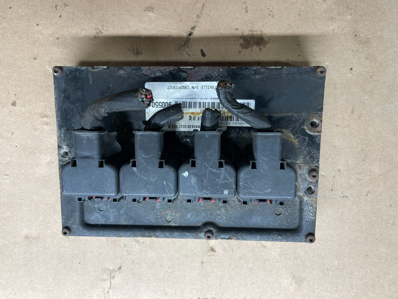 2004 Chrysler Sebring Engine Computer Module ECM p04896587ag O5394 DG
