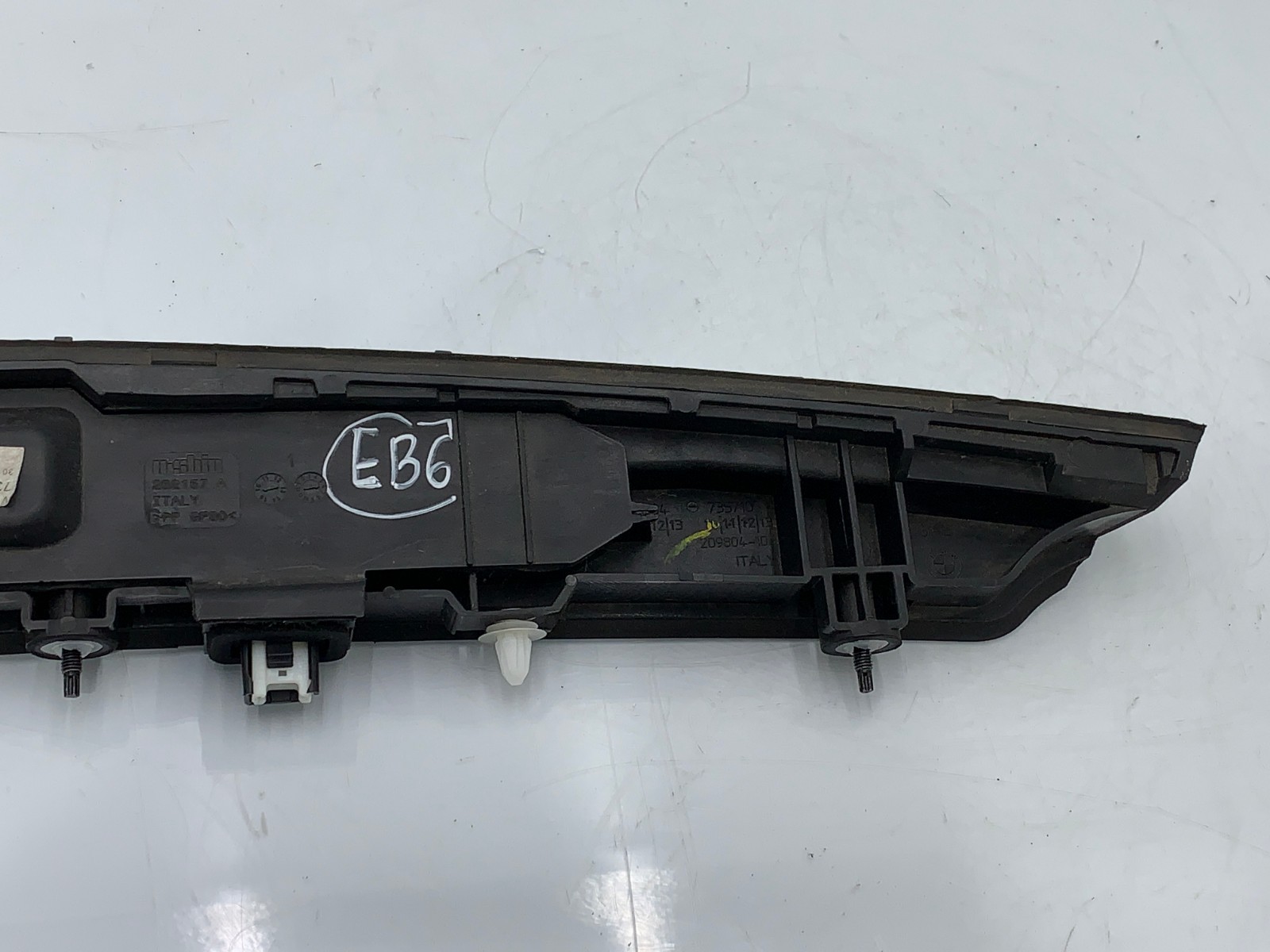 ♻️HATCH HANDLE COVER (CAMERA) BMW 730D G11 G12 9475687 EB6