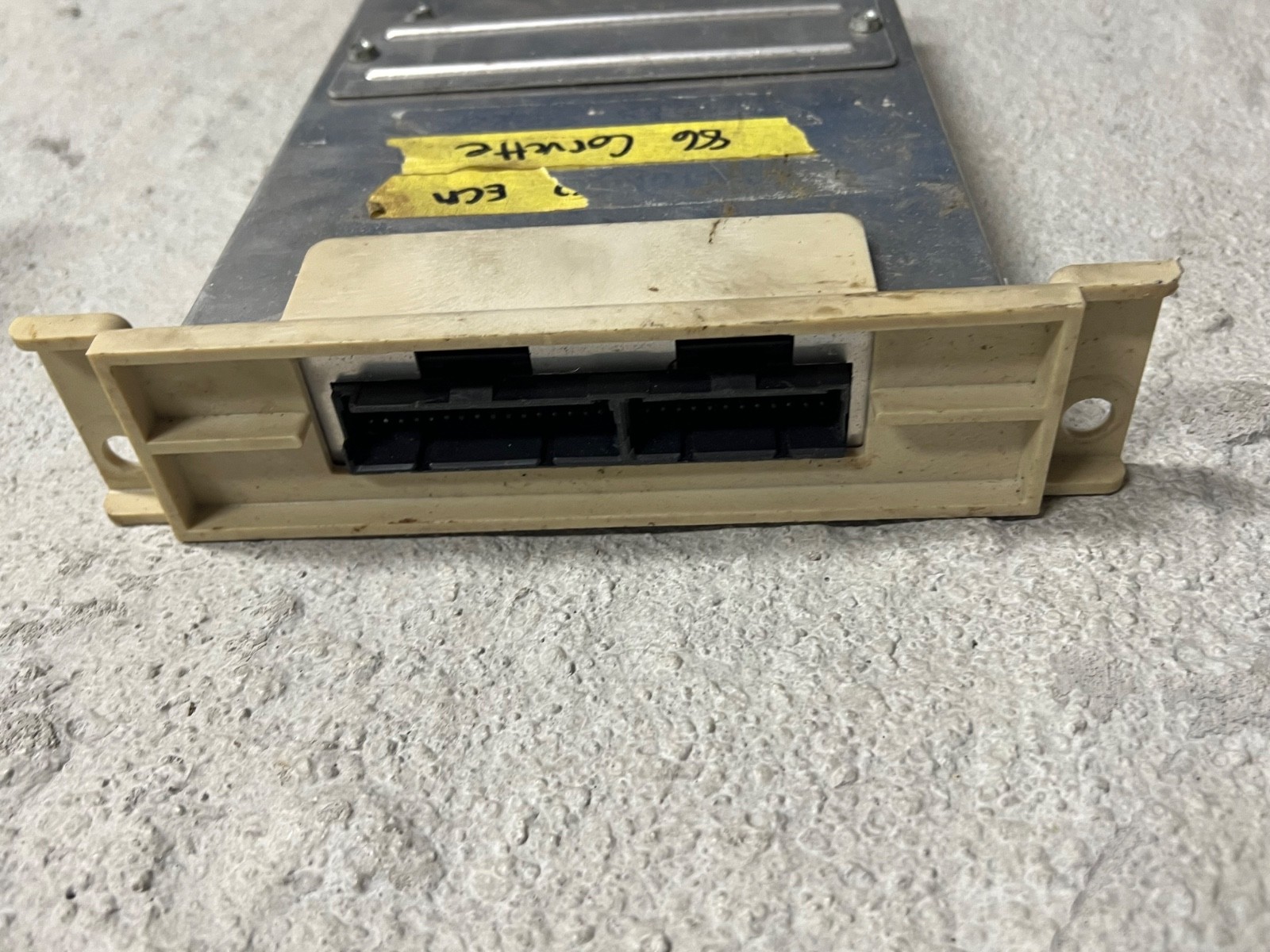 1227165 | 1986 CHEVROLET CORVETTE 5.7L ECM ENGINE COMPUTER PCM ECU