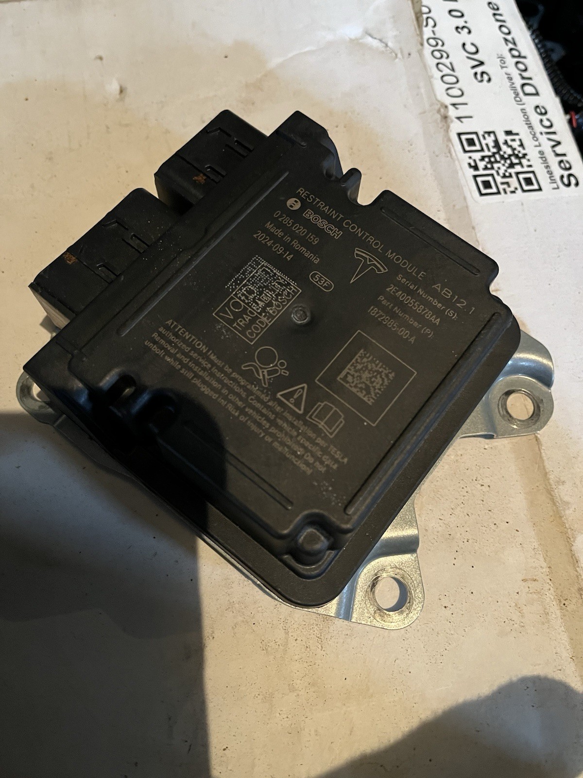 TESLA Restraint Control MODULE 1872985-00-A PARTS ONLY Not working