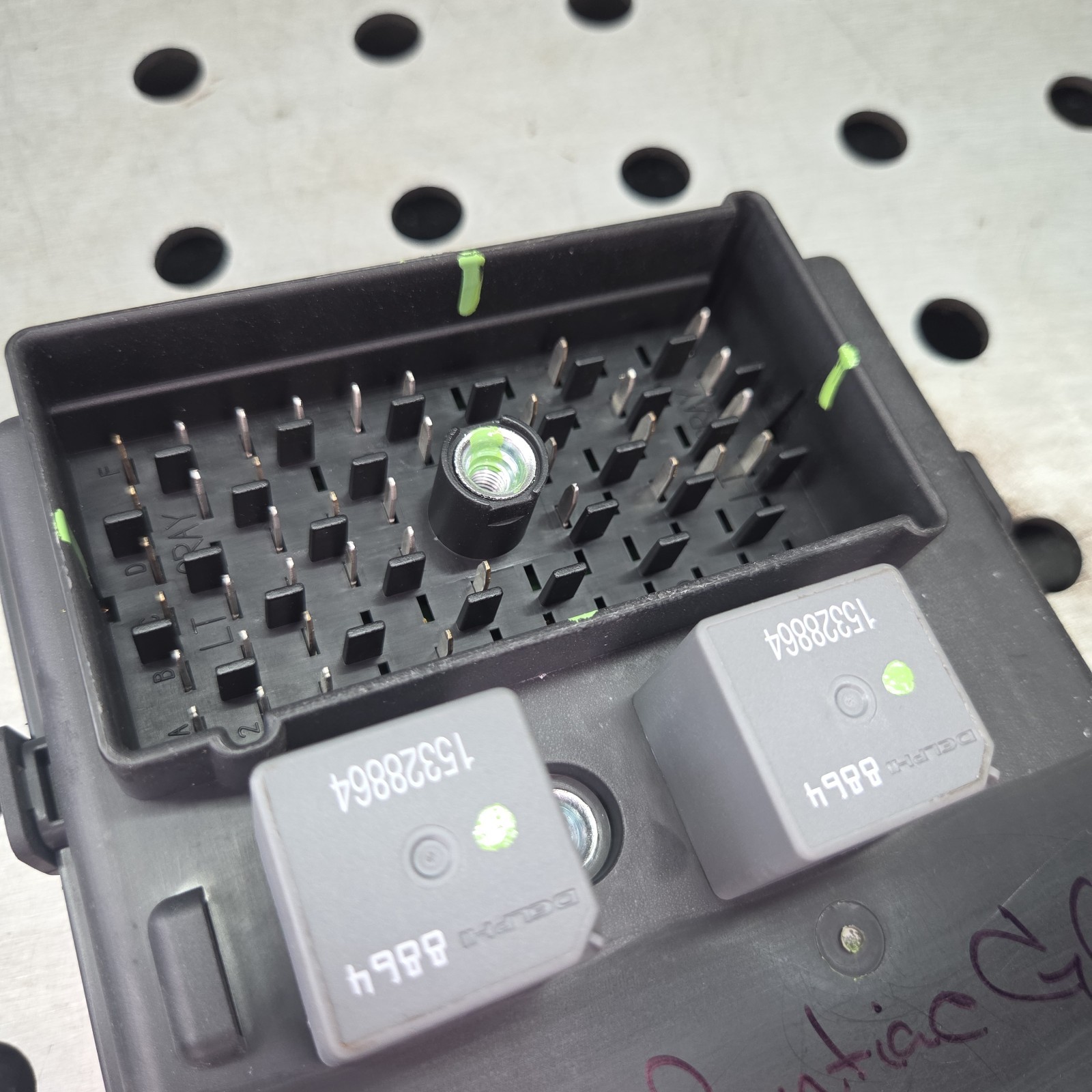 2008-2010 Pontiac G6 Body Control Module BCM 20793571