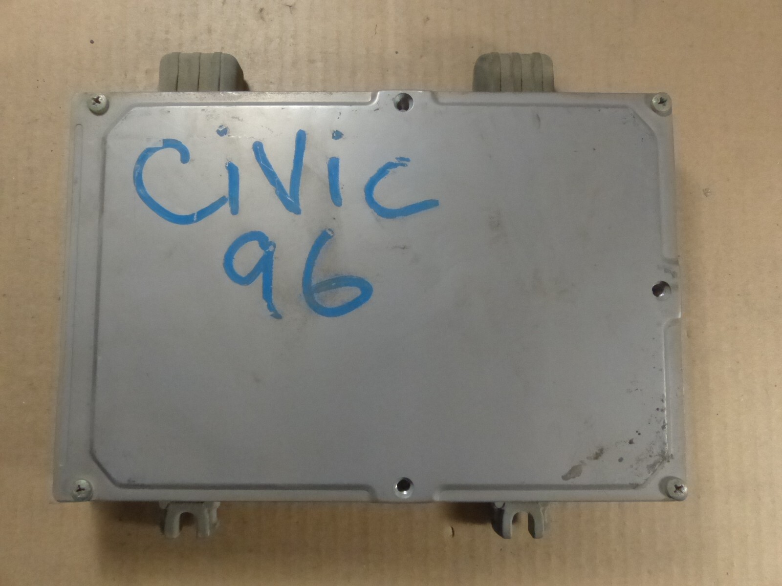 96-97 HONDA CIVIC ECU ECM COMPUTER 37820-P2P-A02