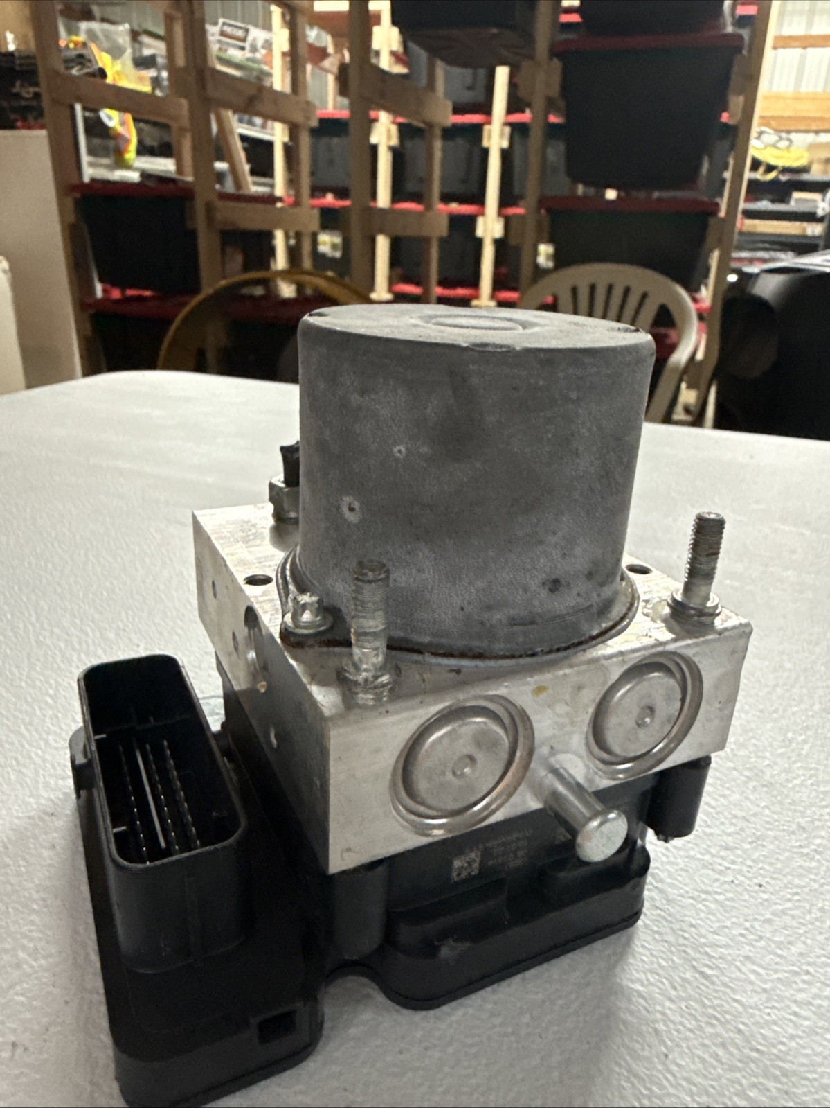 Fiat 124 Spider 2018 ABS Anti Lock Brake Pump Module 15-20