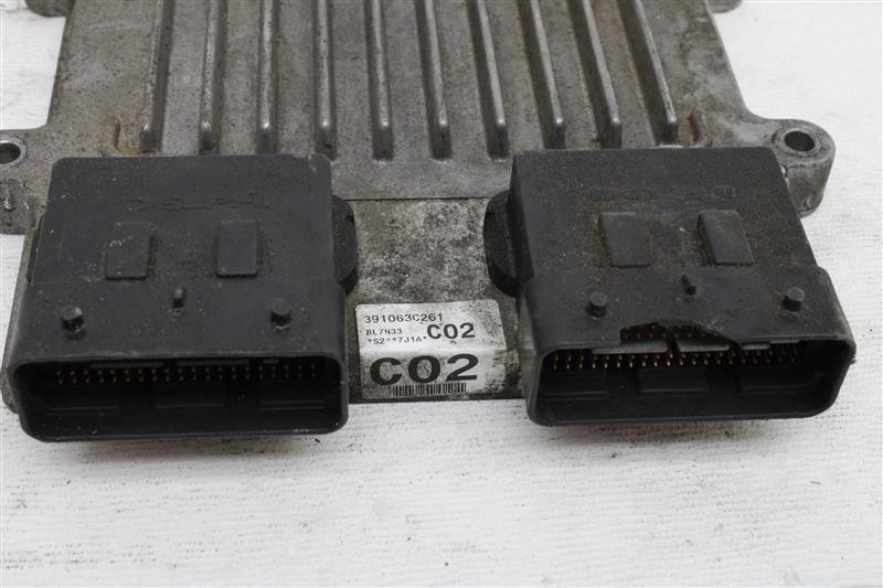 Used Engine Control Module (ECM) fits: 2008 Kia Sorento Electronic Control Modul