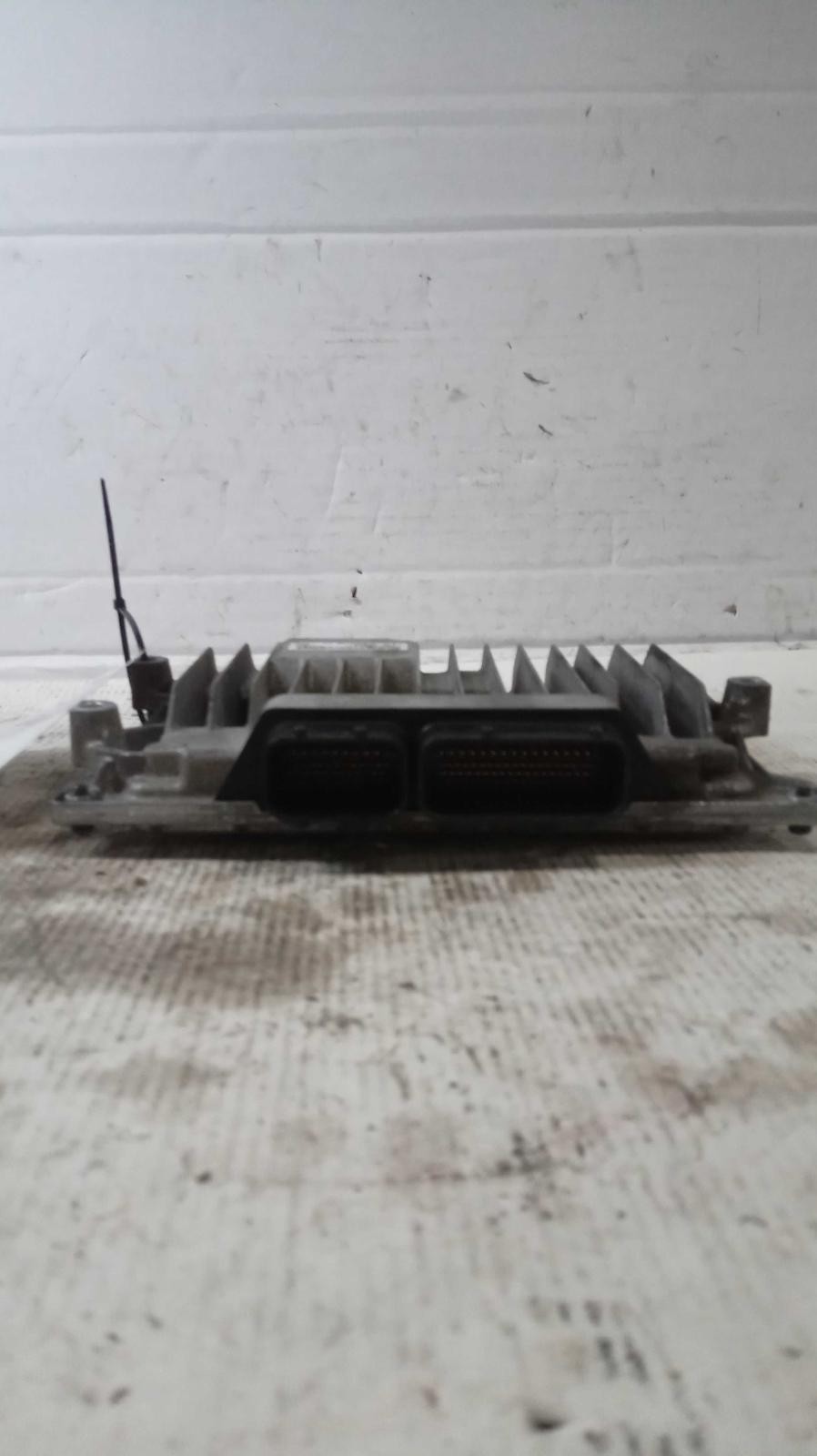 Used Engine Control Module (ECM) fits: 2019 Honda Odyssey Electronic Control Mod