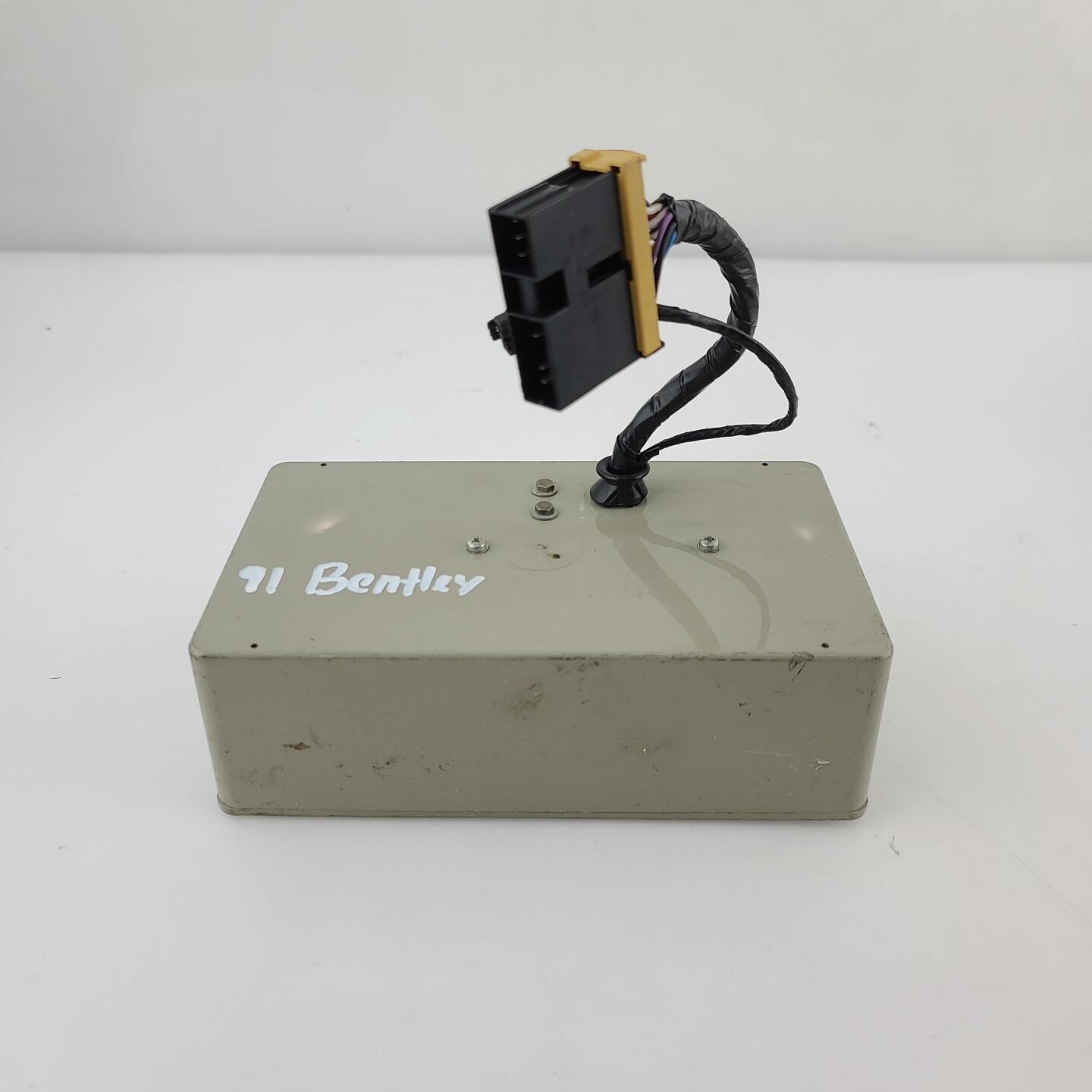 1980-2003 Bentley Arnage Rolls-Royce Silver Spirit Spur Alarm CDL Module UD73293