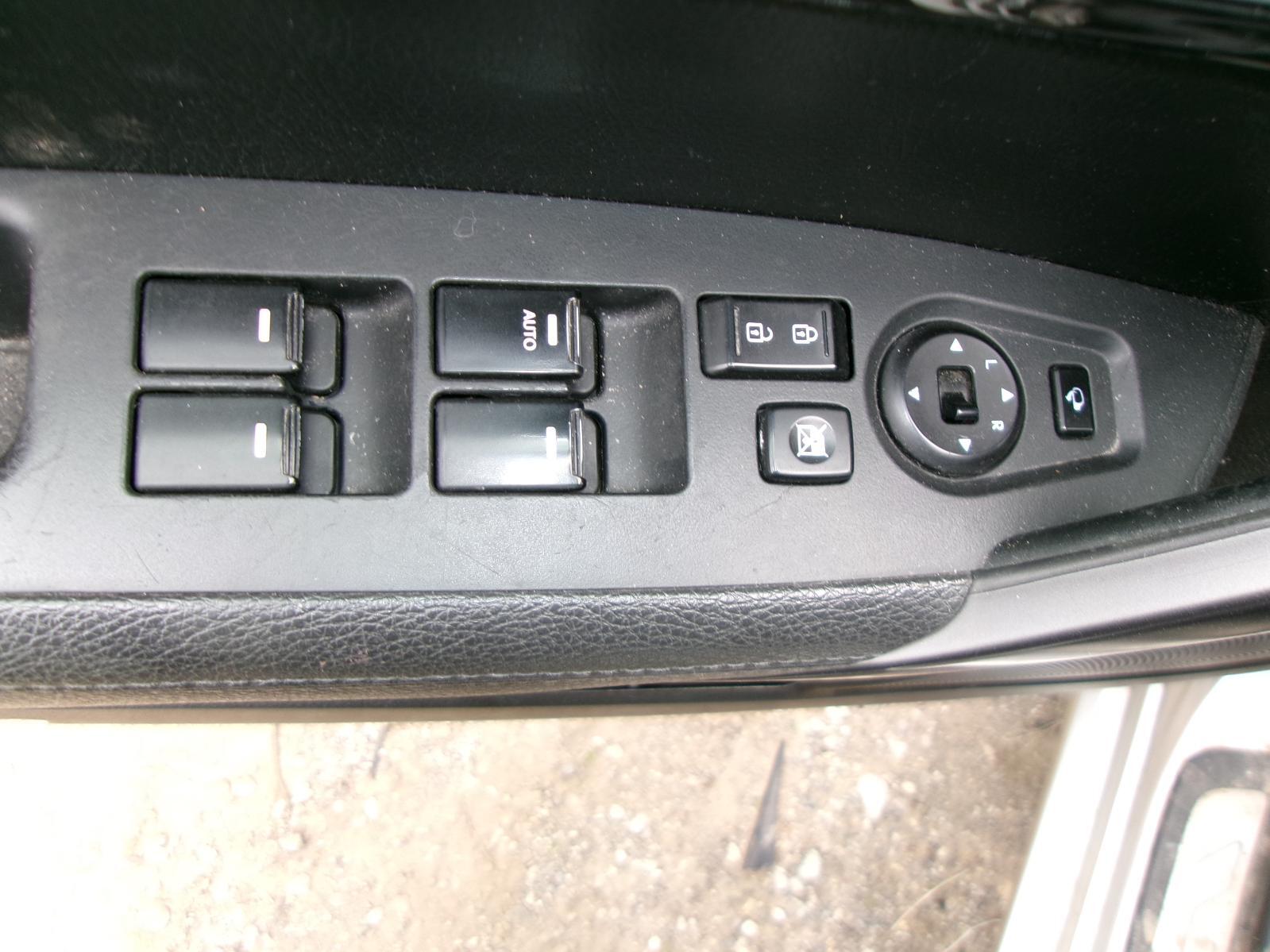 Used Engine Control Module (ECM) fits: 2014 Kia Sorento Electronic Control Modul