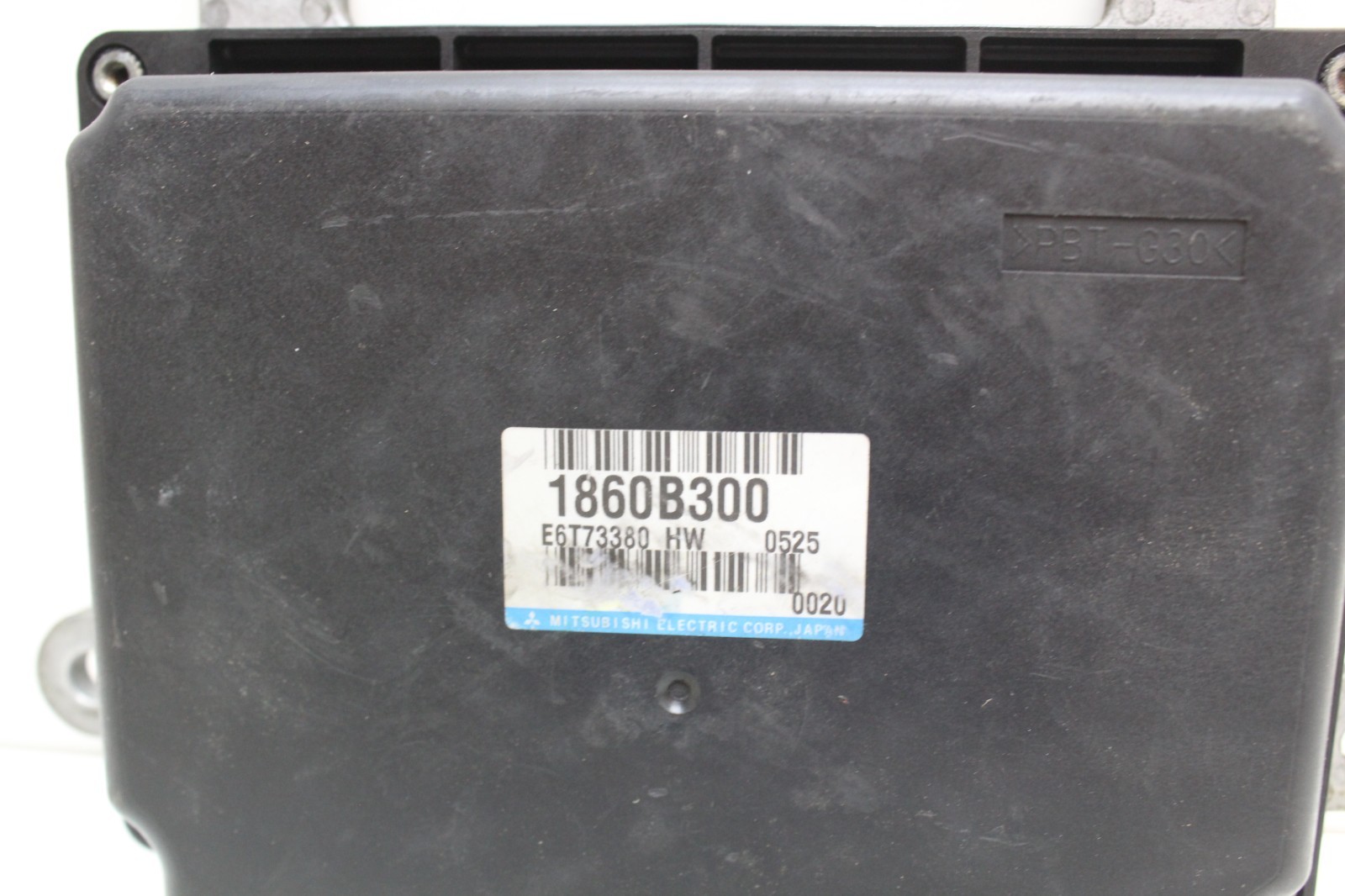 Engine ECM Electronic Control Module Fits 2010 10 MITSUBISHI LANCER 1860B300
