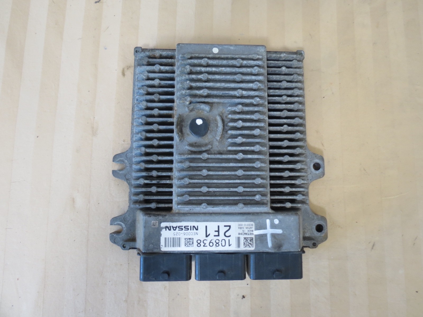 12-13 Infiniti QX56 Engine Control Module Hitachi 2F1 BED310-000 NEC006-025