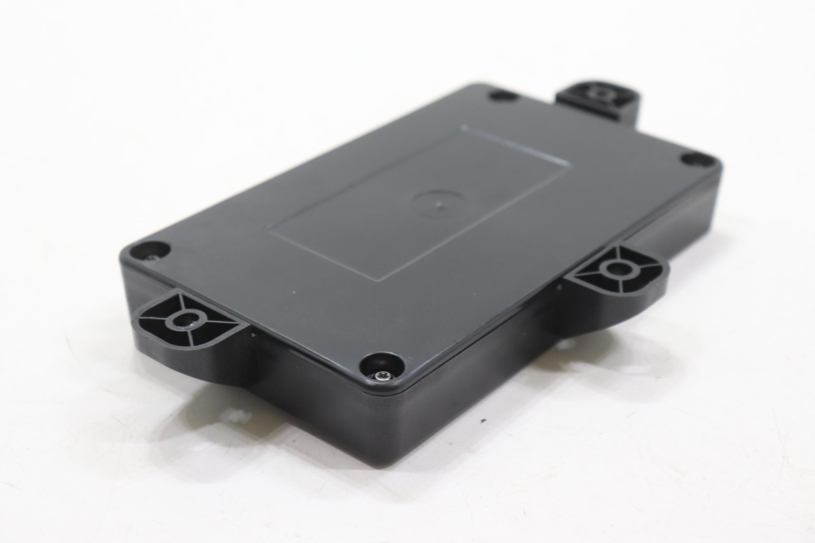 2016 – 2020 TESLA MODEL X REAR RIGHT FALCON DOOR CONTROL MODULE OEM 104549000G