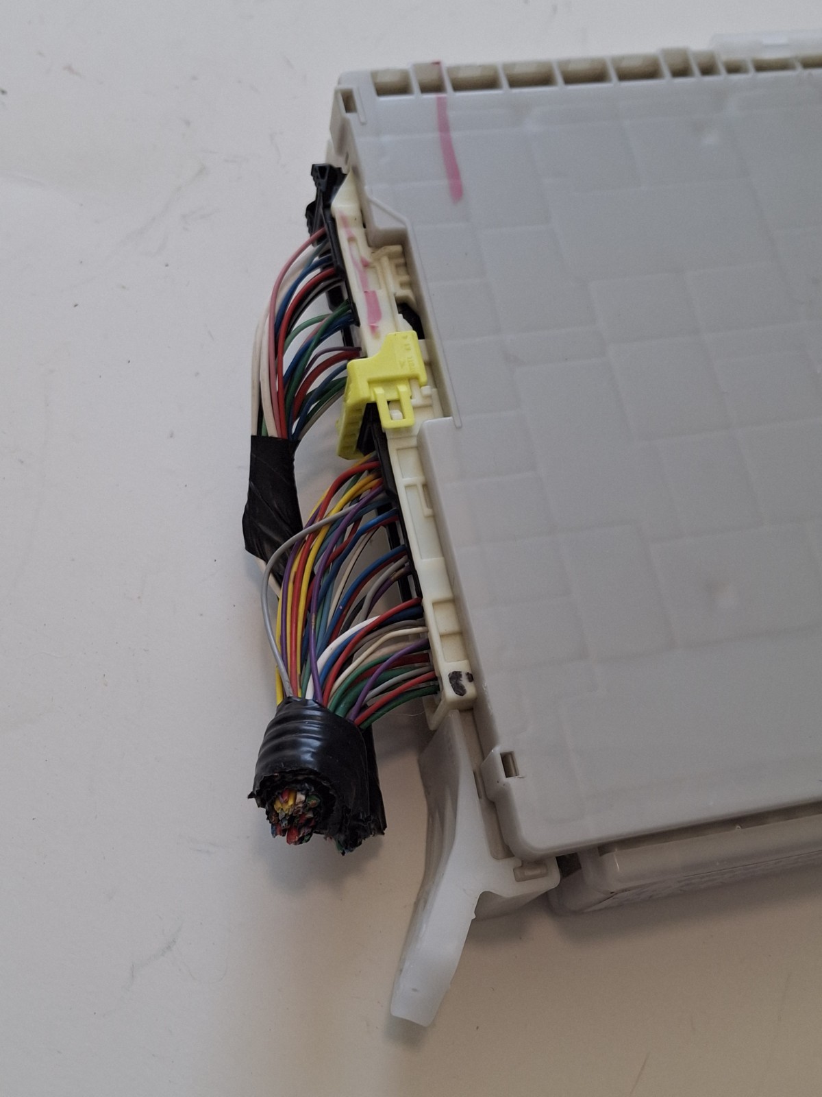 2010-11 4 RUNNER Multiplex Network Dash MPX Body Control Module Unit Factory OEM