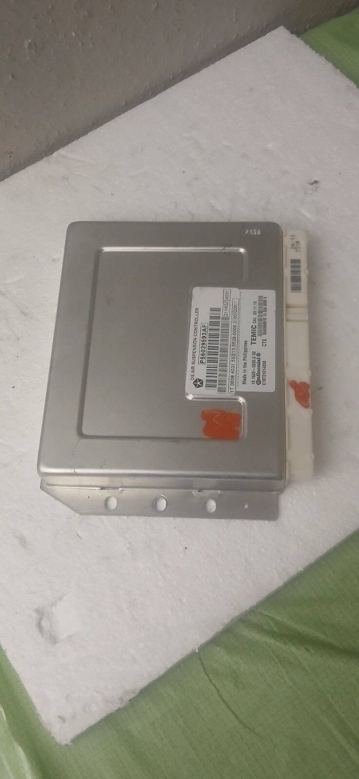 2014 DODGE RAM AIR SUSPENSION CONTROL MODULE OEM P56029593AF