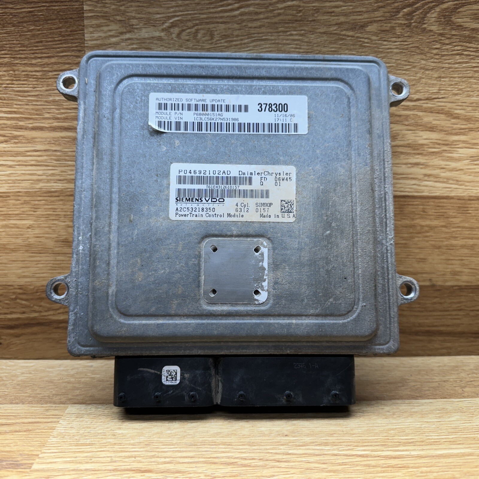 2007 Chrysler Sebring Dodge Avenger 2.4L ECU Engine Control Module 68000151AG