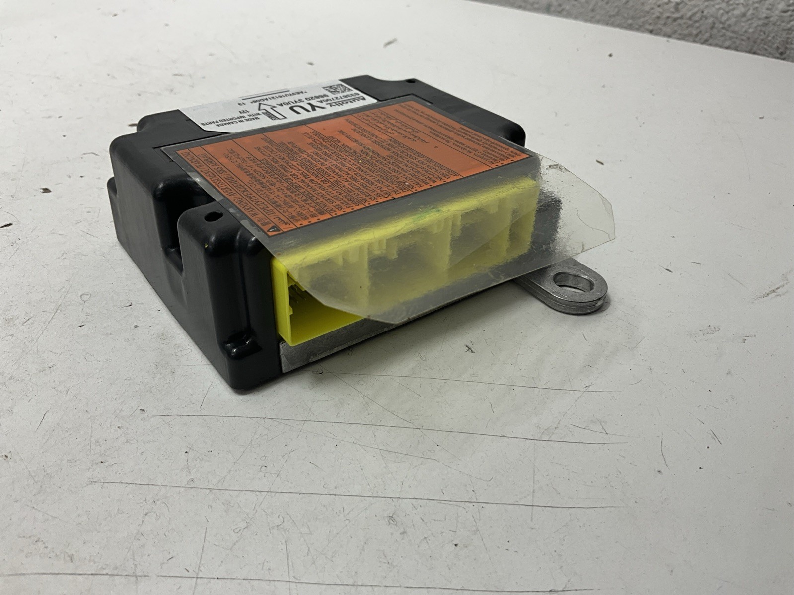 2016 Nissan Sentra Driver Control Module Unit 988203YU0A OEM