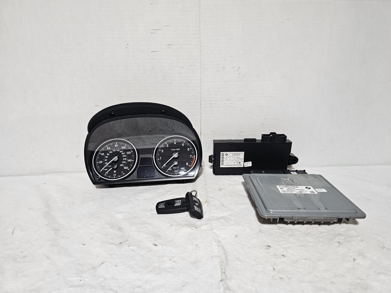 2007-2013 BMW E90 E92 328I N51 N52 ECU DME CAS MSV80 CAS3 KEY MODULE CLUSTER