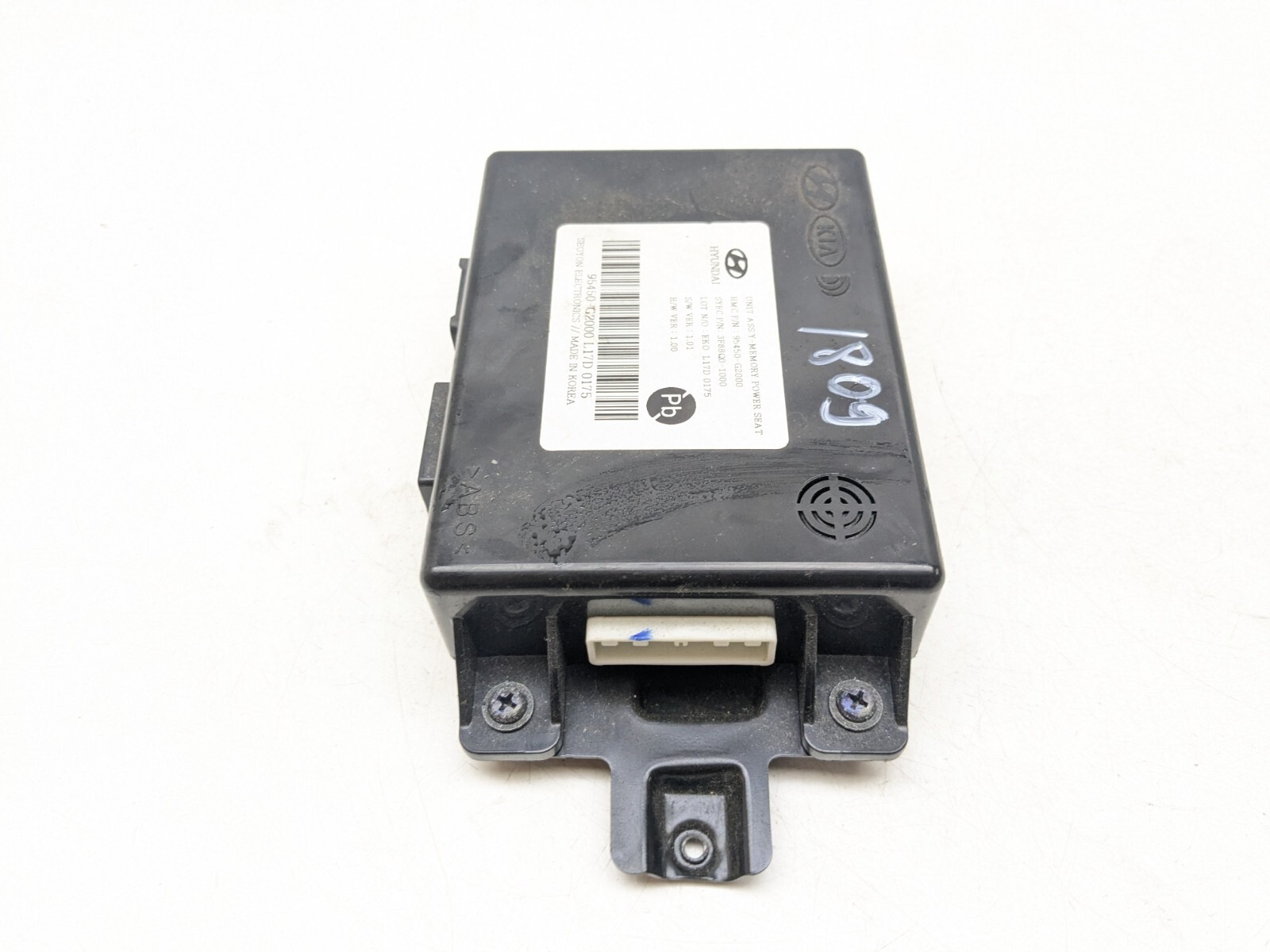 HYUNDAI IONIQ SEAT CONTROL MODULE ECU FRONT RIGHT DRIVER SIDE 95450G2000 2018