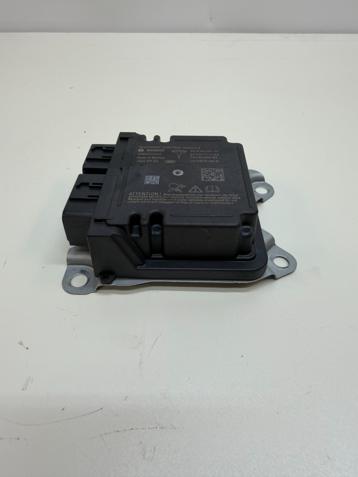 2017-2025 Model Y Universal Restraint Diagnostic Control Module SRS 1512876-00-B