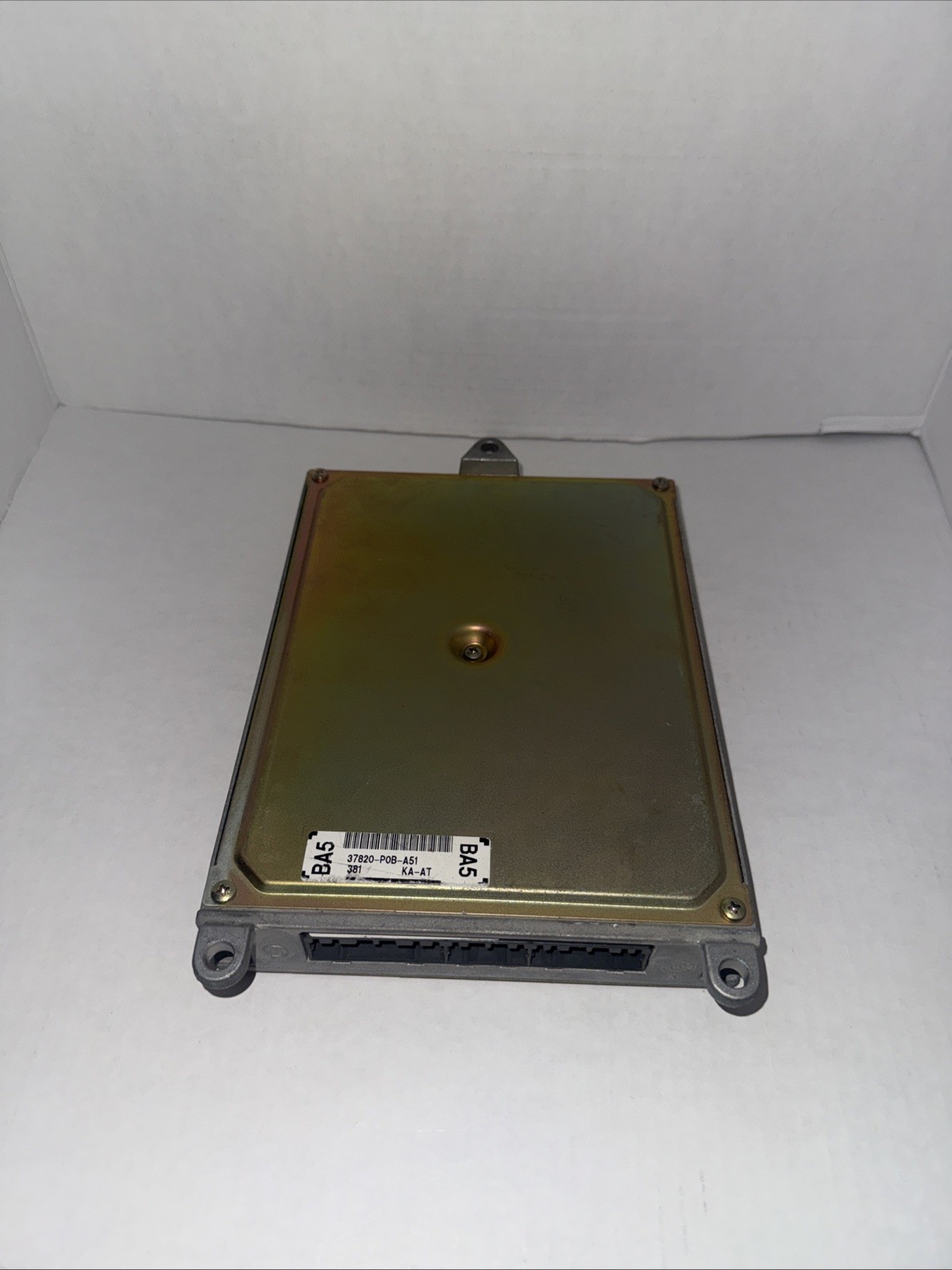 37820-P0B-A51 1994-1995 Honda Accord 2.2L AT Engine Computer Module ECM