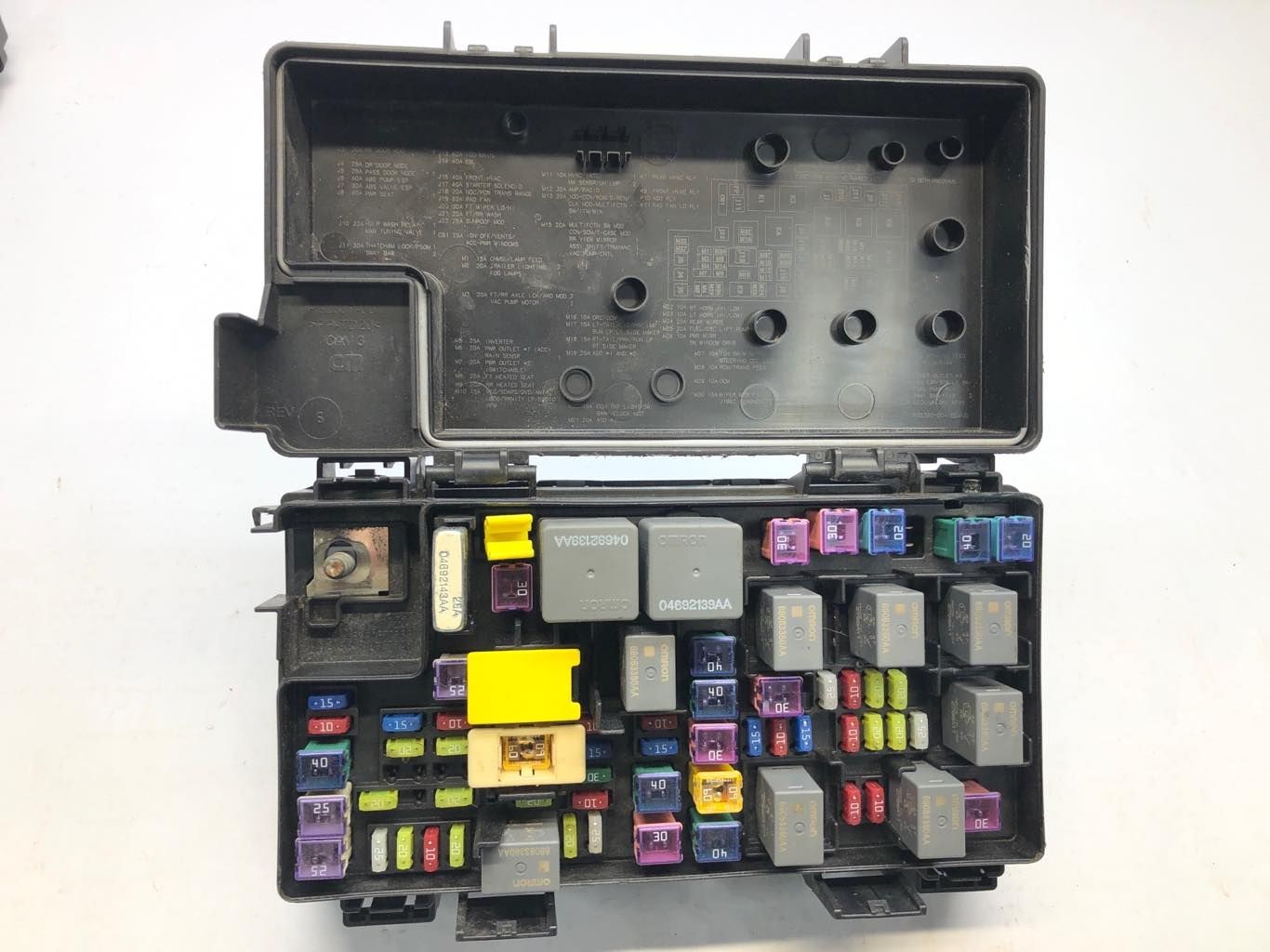 2015-2020 Dodge Caravan Tipm Totally Integrated Power Module Match ID 68239606aa
