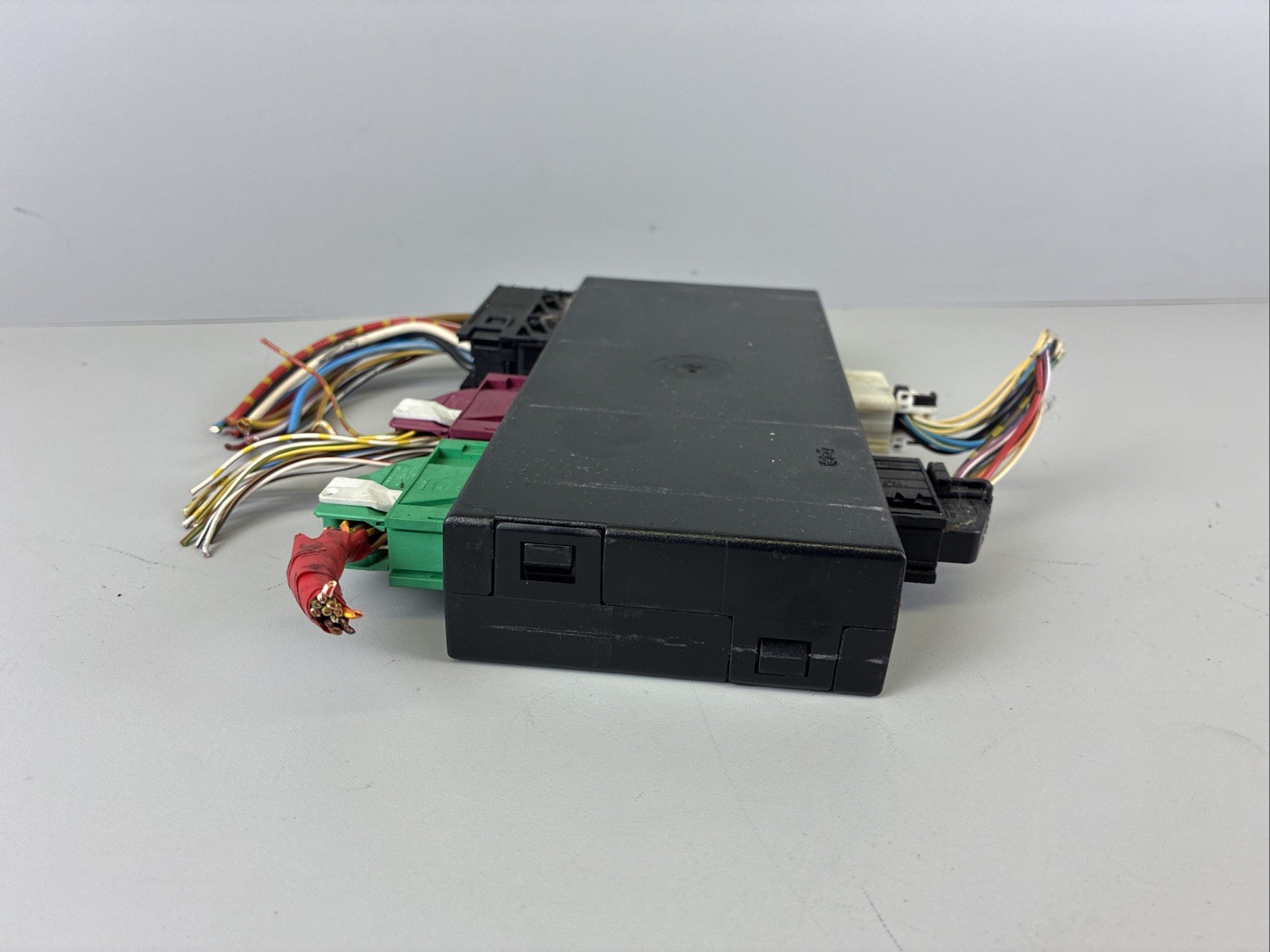 1996-2002 BMW Z3 E36 Body Control Module OEM 61.35-8 369 484