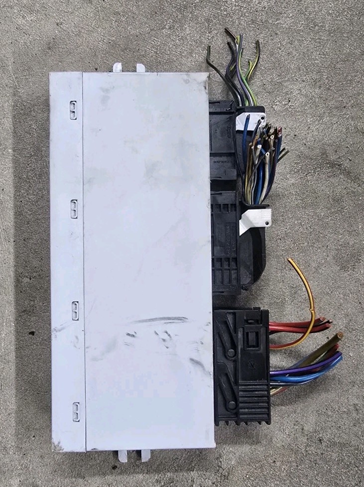 2003-2008 BMW E85 E86 Z4 Delphi Basic Control Module 5 GM5STAR12 Computer OEM