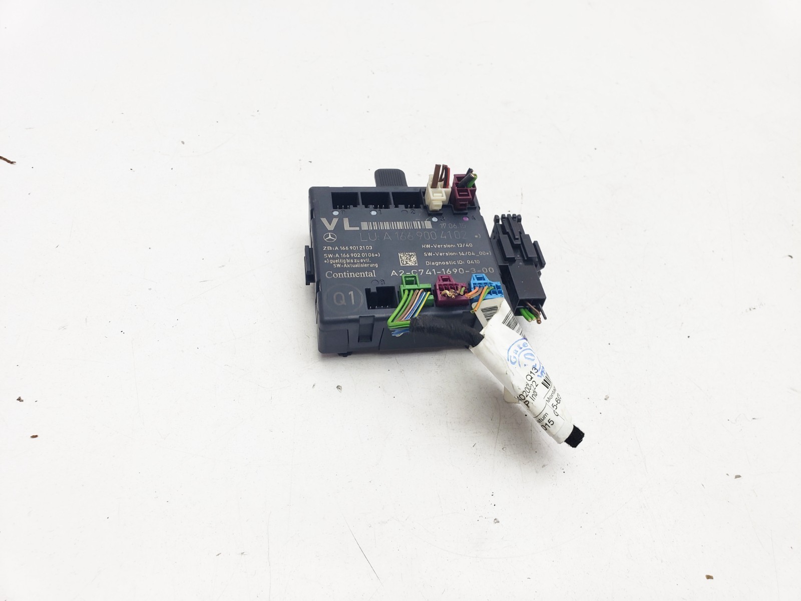 MERCEDES BENZ GLA X156 DOOR CONTROL MODULE FRONT LEFT PASSENGER SIDE 2015