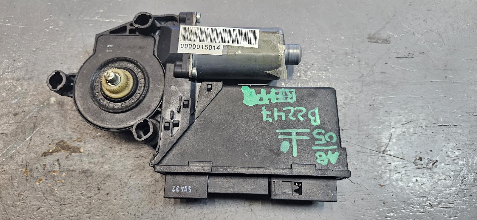 AUDI A8 RF Door Window Motor 4E1 959 802 B