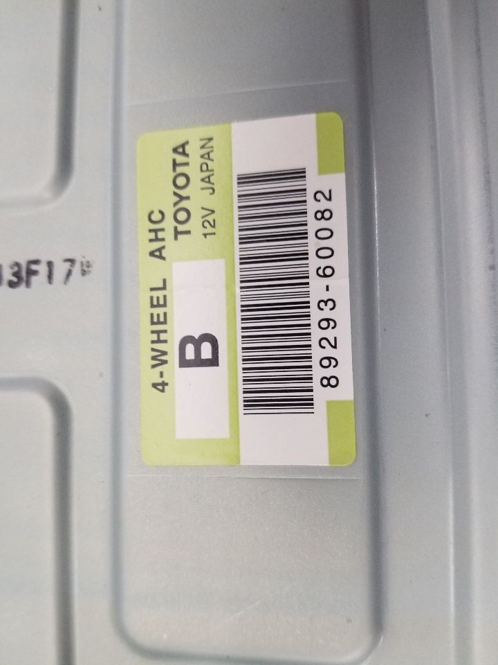 13 LEXUS LX570 SUSPENSION CONTROL MODULE 8929360082