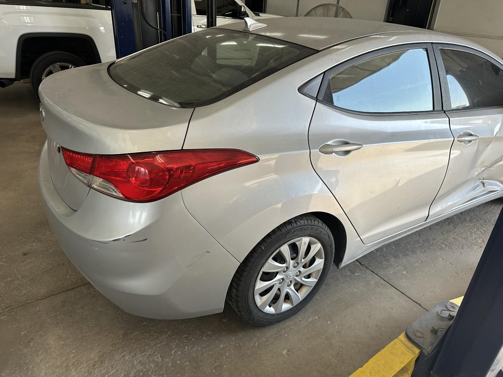 Used Radio Audio fits: 2011 Hyundai Elantra Grade A