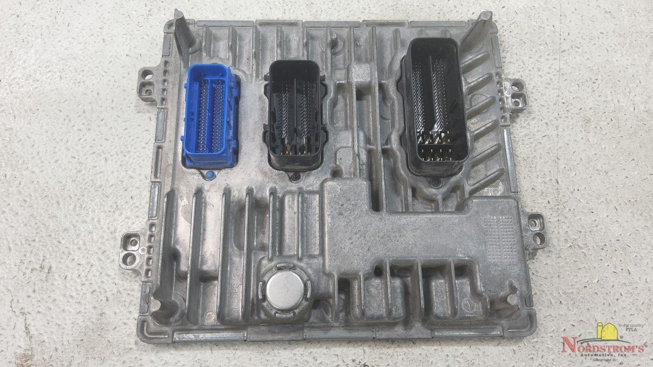 2018 Chevy Silverado 2500 Pickup Engine Computer ECU ECM