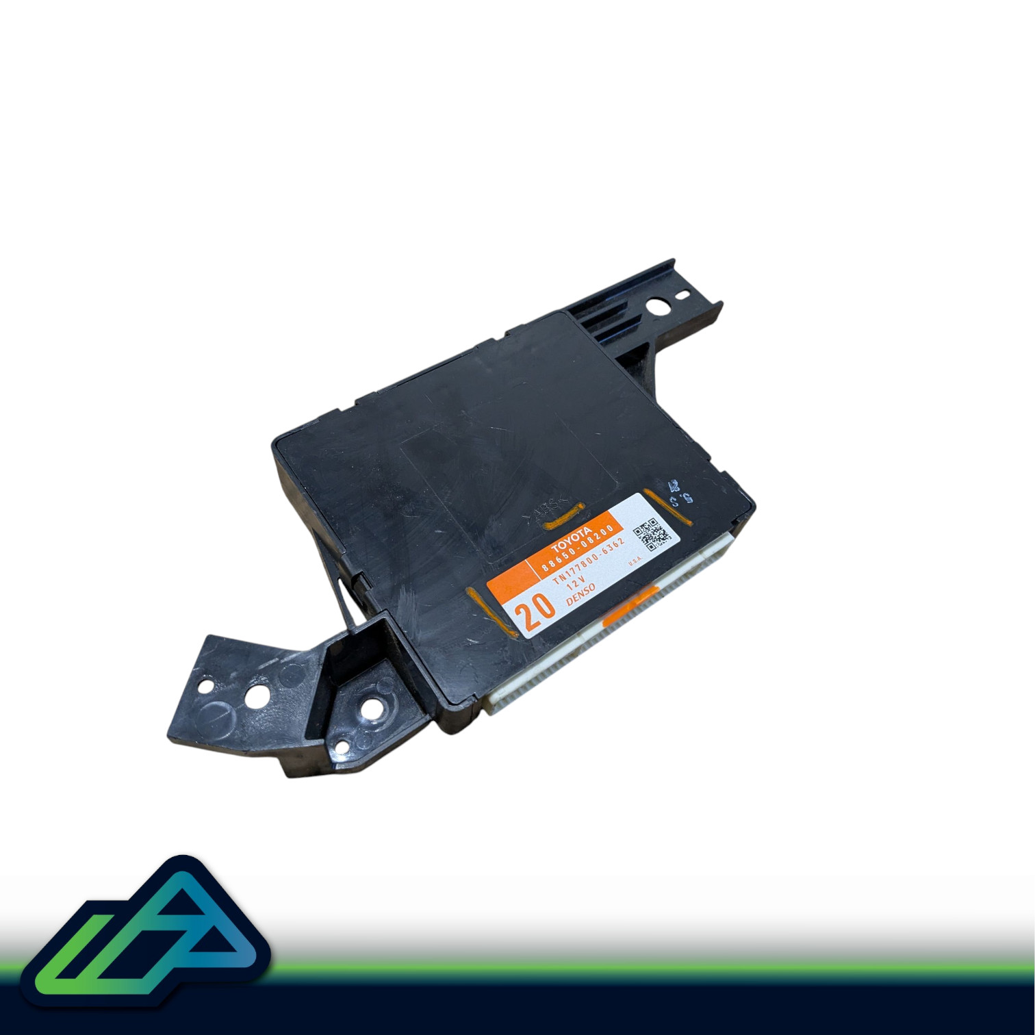 2015 2016 Toyota Sienna AC Amplifier Temperature Control Module 88650-08200