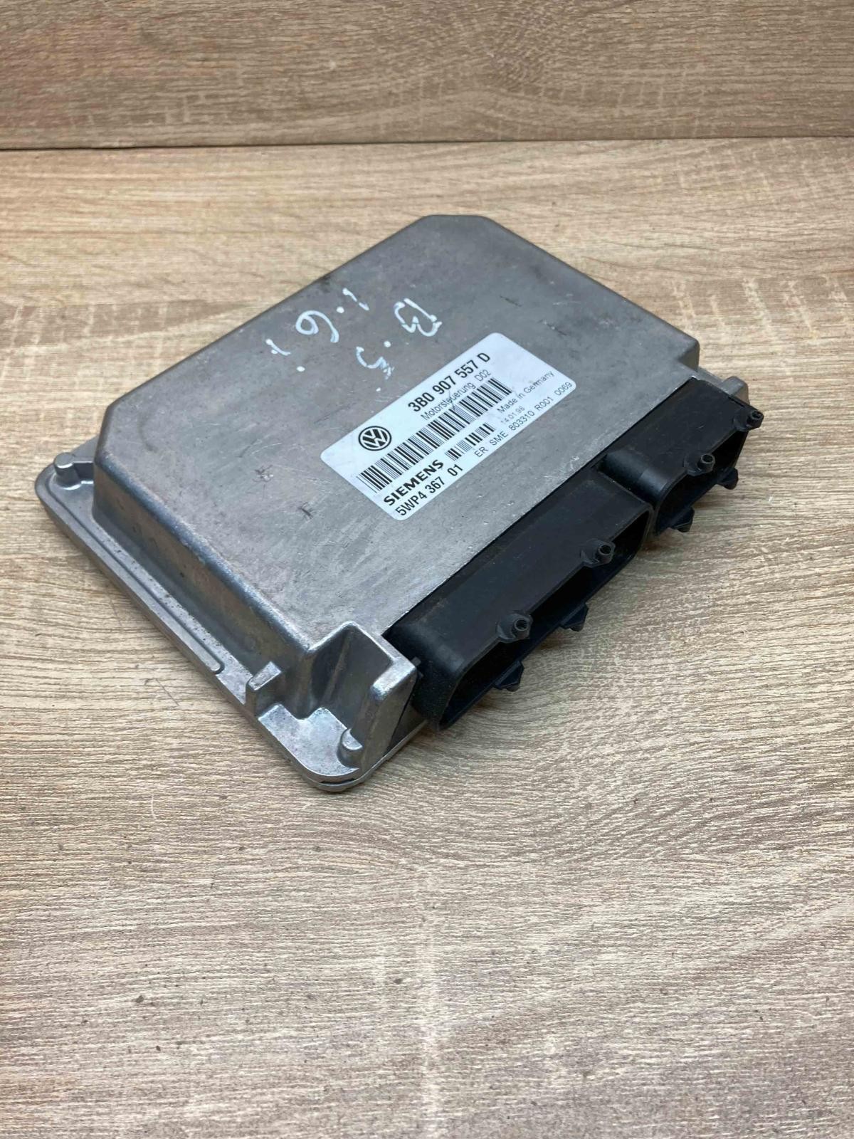 3B0907557D 5WP4367 Engine control unit/module ECU Fits for Volkswagen PASSAT B5