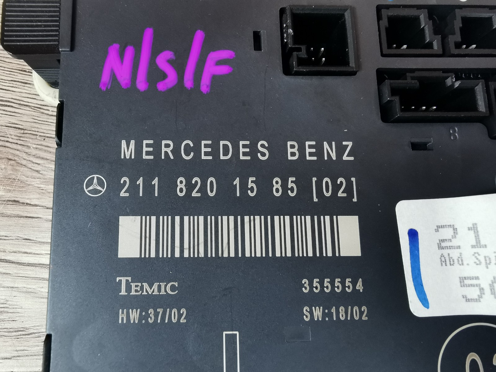 2003 MERCEDES BENZ E CLASS N/S/F FRONT LEFT DOOR CONTROL MODULE 2118201585