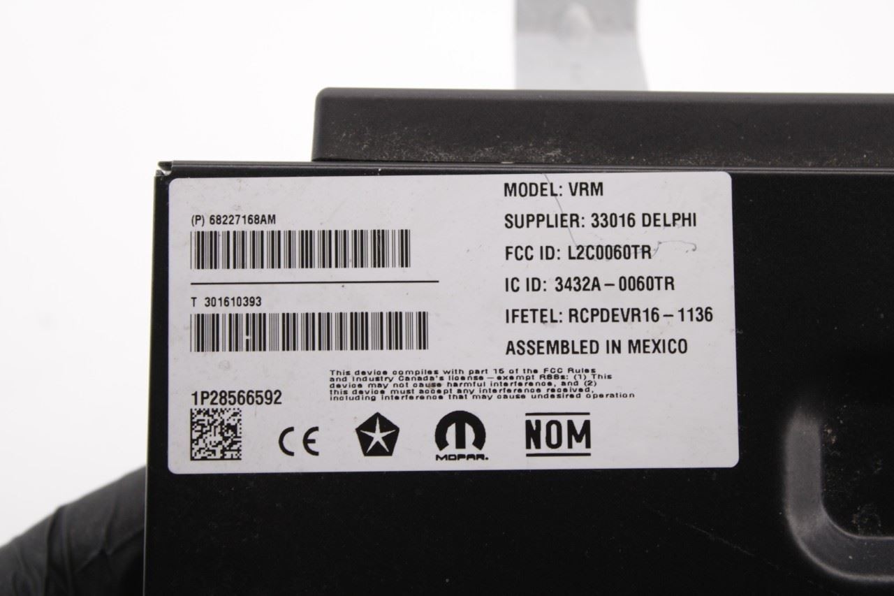 2017-2021 Chrysler Pacifica Limited Video Router Control Module 68227168AM OEM