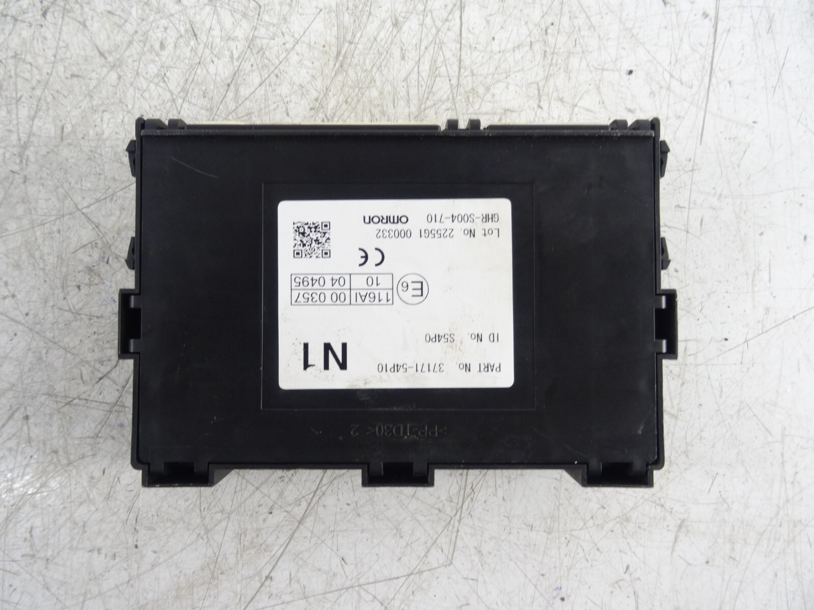 Suzuki Vitara MK4 2015 – 2023 Keyless Entry Control Module ECU 37171-54P10