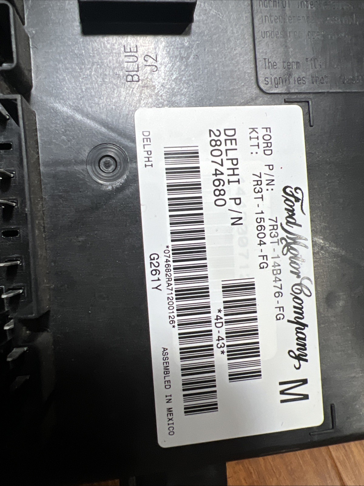07-09 Ford Mustang FUSE BOX POWER BCM BCU Body Control Module 7R3T-14B476-FG