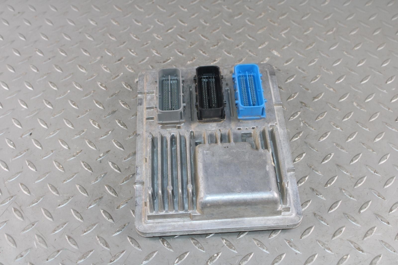 19′ Blazer 2.5L Engine Control Module ECM ECU Computer PCM PCU OE OE WTY