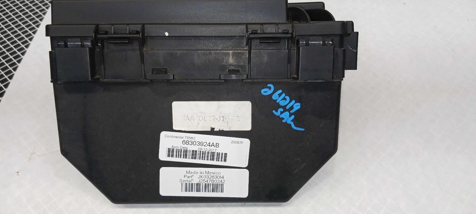 ’17-’18 JEEP WRANGLER TIPC power control module fuse box OEM 1 Year Warranty!