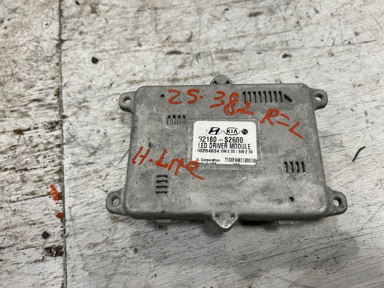 2021 HYUNDAI SANTA FE Driver Side LED Control Module OEM Part Number 92180S2600
