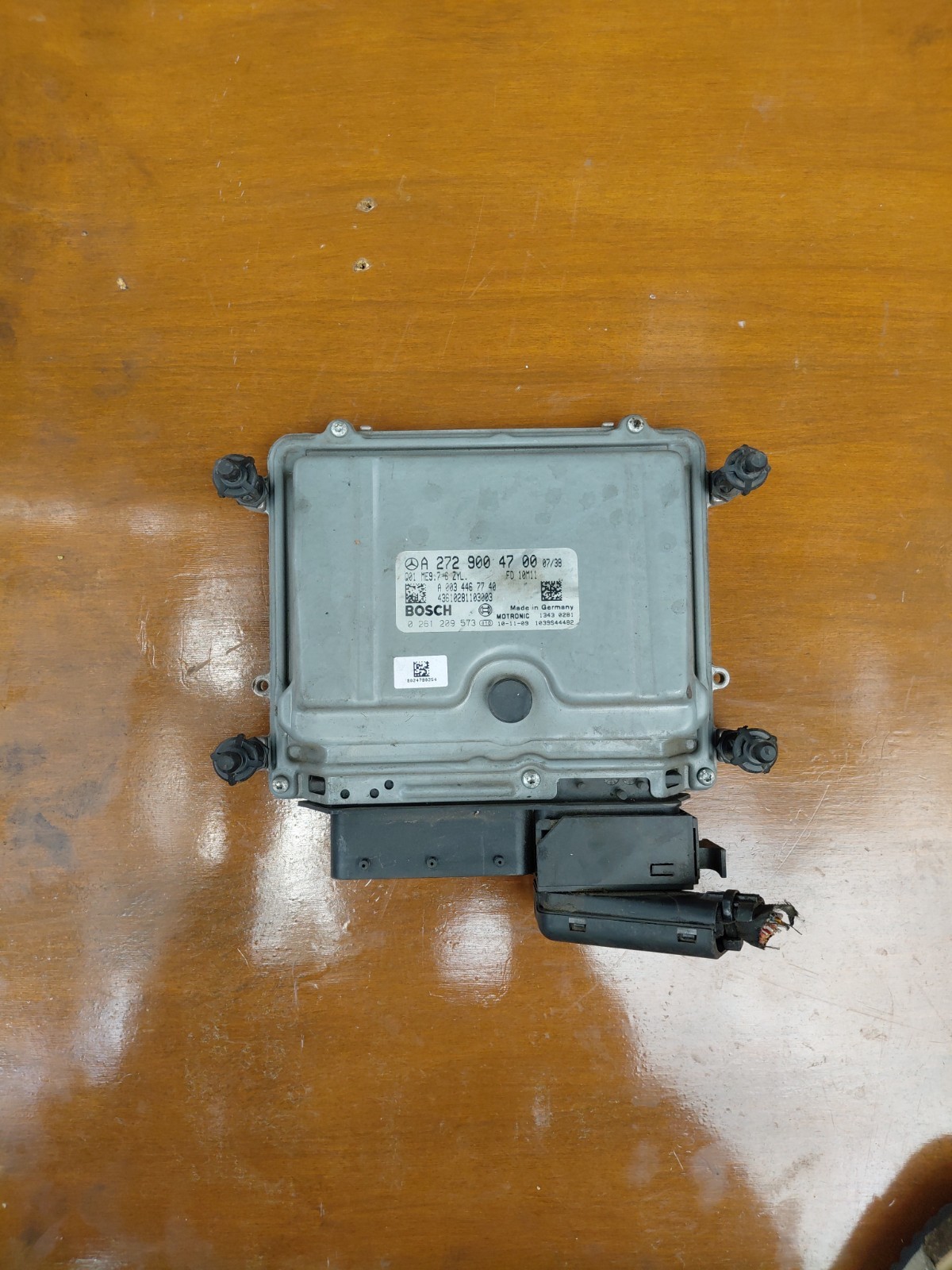 2008-2011 Mercedes C300 C350 ECU ECM Engine Control Module (272 900 4700) W204