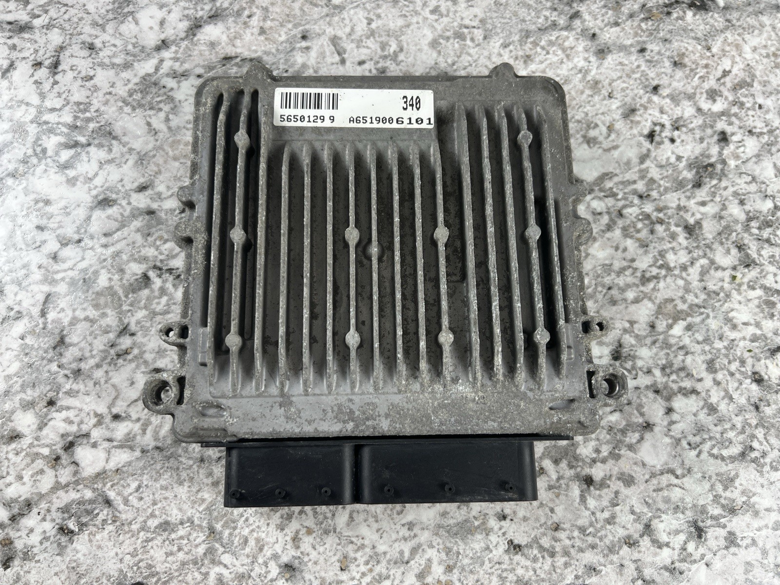 2014 2015 2016 Mercedes Sprinter 2.1L 3500 Engine Computer Module A651 900 61 01