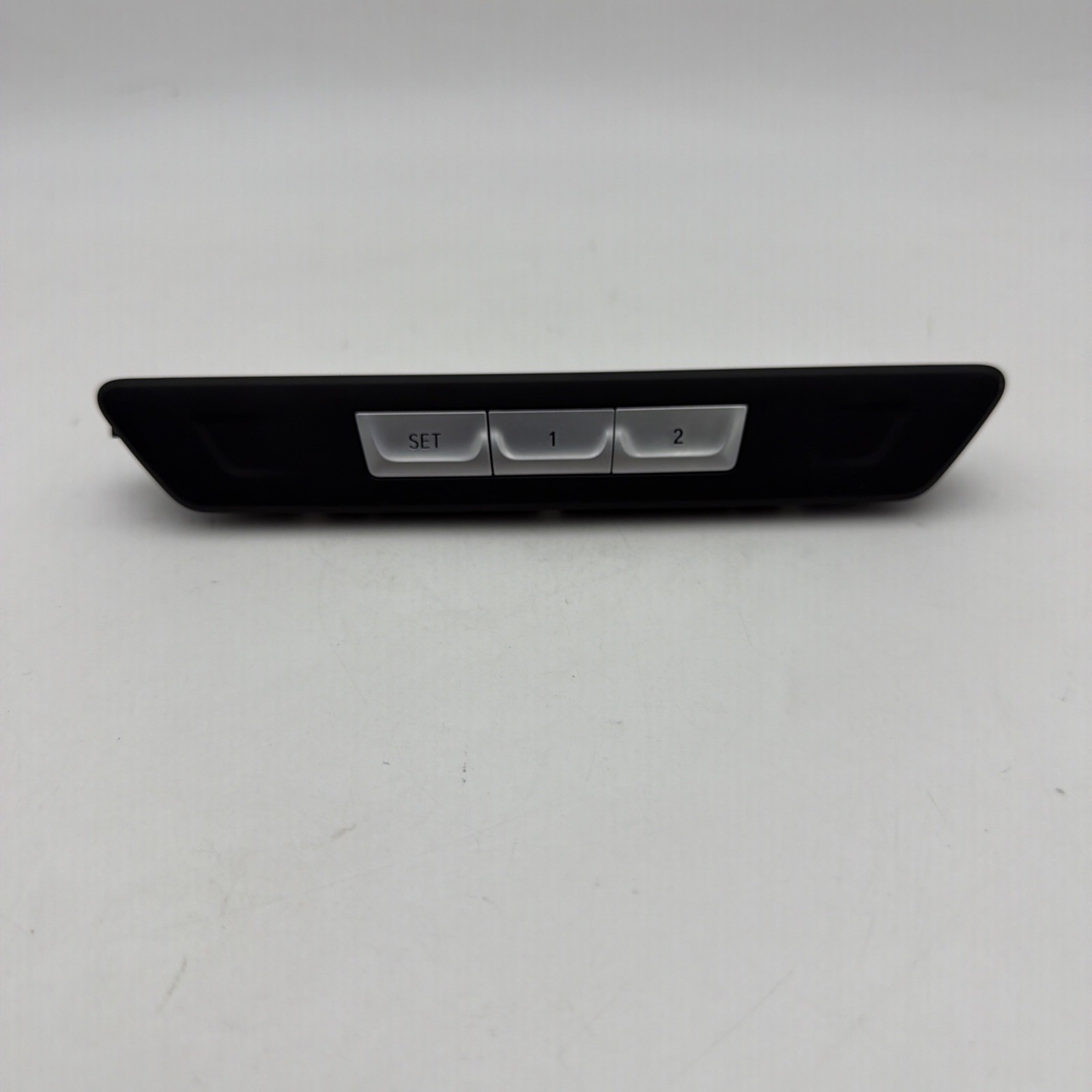 Bmw 7 Series G11 G12 Control Buttons Seat Functions Left Side Silver 6826731
