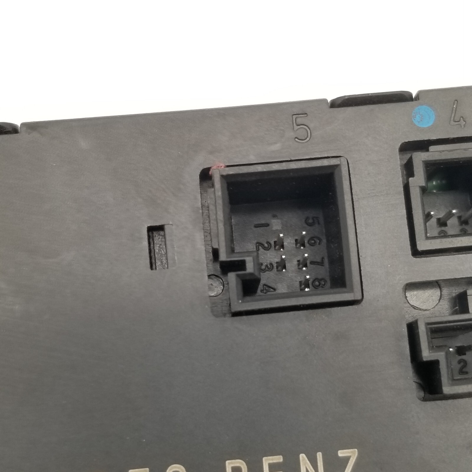 2003 – 2009 Mercedes W211 E350 E550 E63 AMG Front Left Side Door Control Module