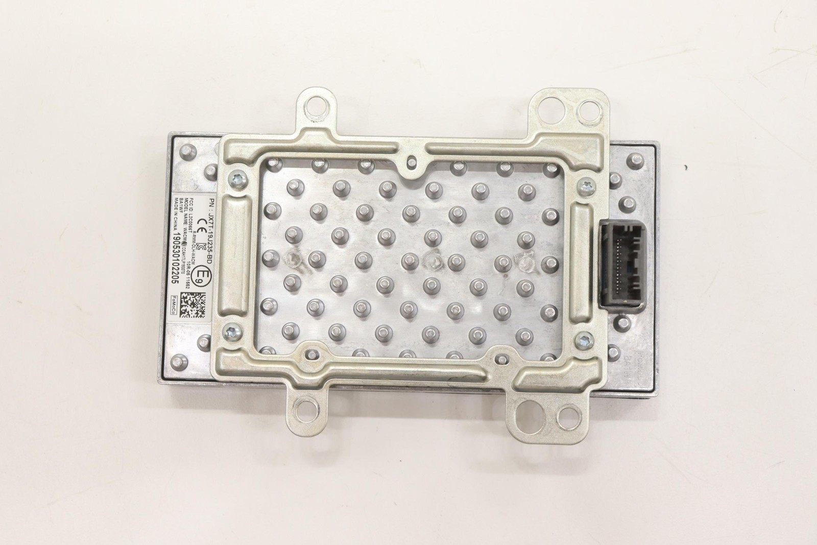 2019 – 2023 FORD TRANSIT CONNECT WIRELESS CHARGING CONTROL UNIT OEM JX7T19J235BD