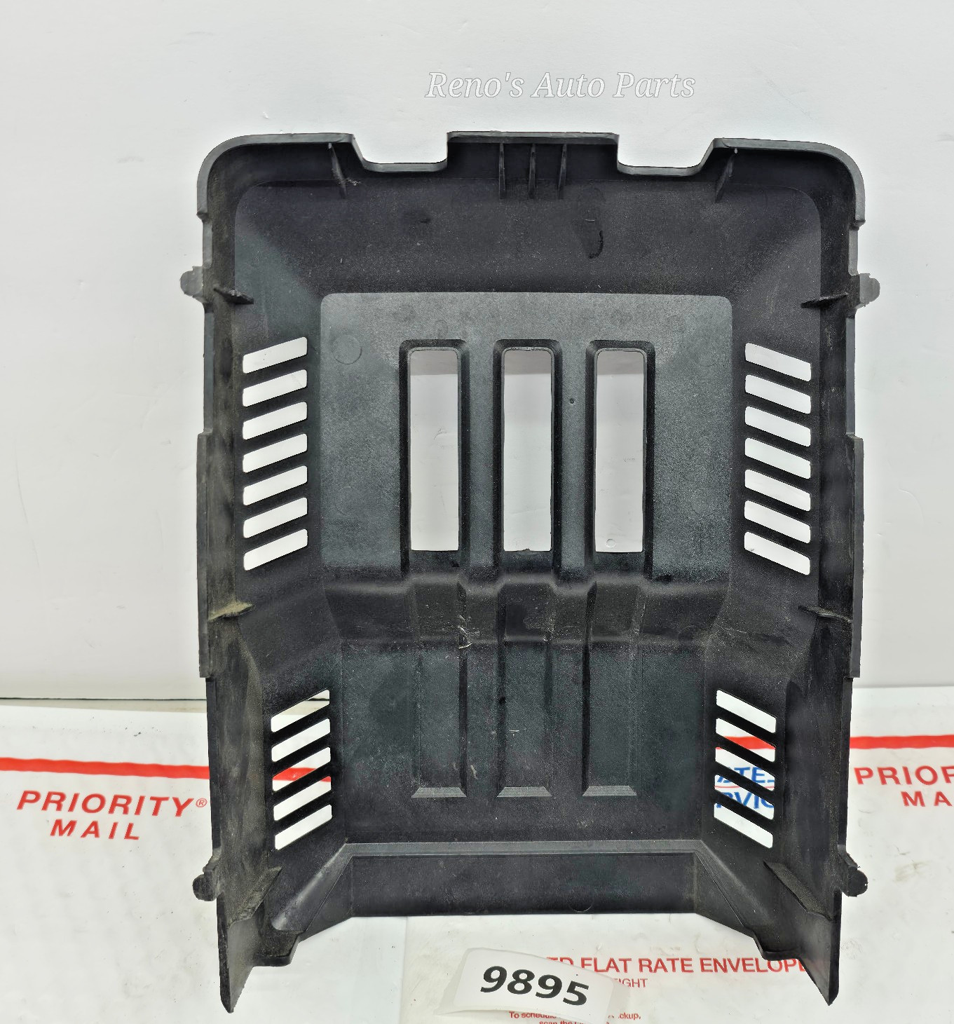 2010-2017 GMC Terrain Engine Computer ECM ECU PCM Housing Cover Trim OEM