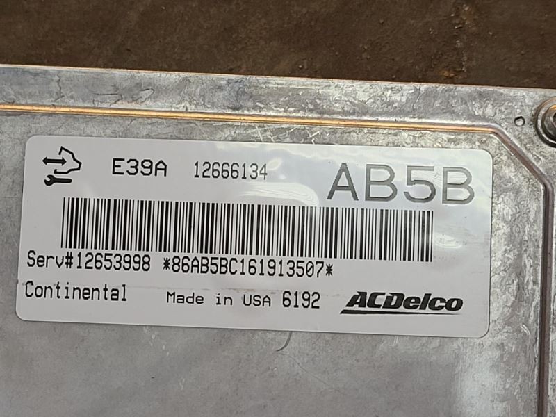 Engine ECM Electronic Control Module Behind Fan Shroud Fits 13-16 ACADIA 1888321